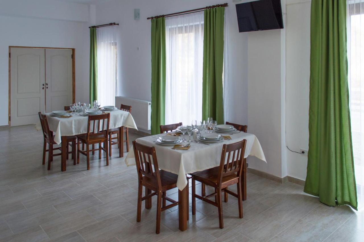 Pensiune Casa Ampeia Alba Iulia Ngoại thất bức ảnh